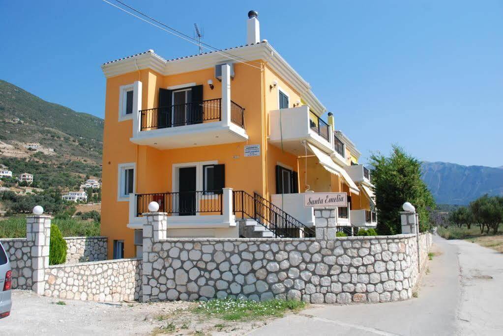 Santa Emelia Aparthotel Vasilikí Exterior foto